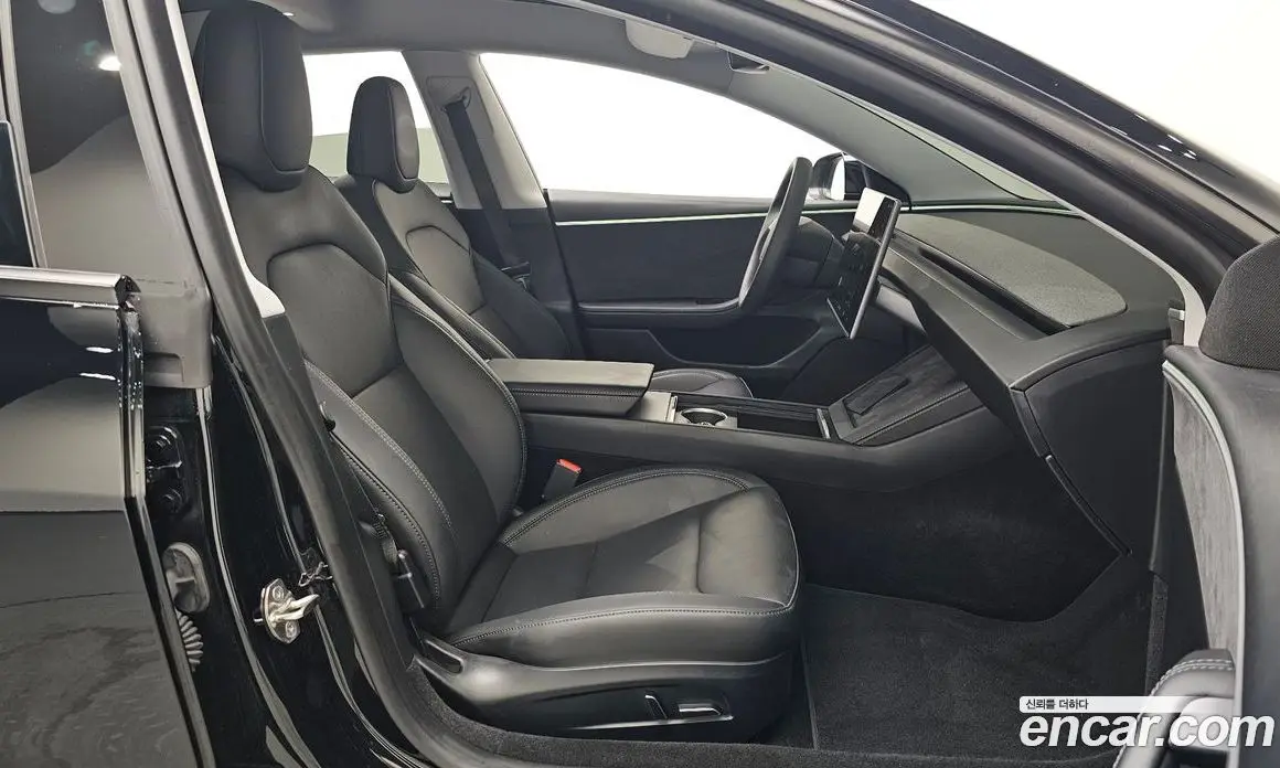 Tesla Model 3 2024 0.2 автомат (гидро), фото 18 Tesla Model 3 2024 0.2 автомат (гидро), фото 18