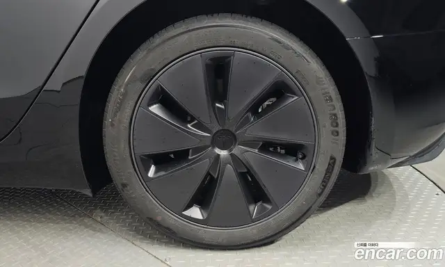 Tesla Model 3 2024 0.2 автомат (гидро), миниатюра 7 Tesla Model 3 2024 0.2 автомат (гидро), миниатюра 7