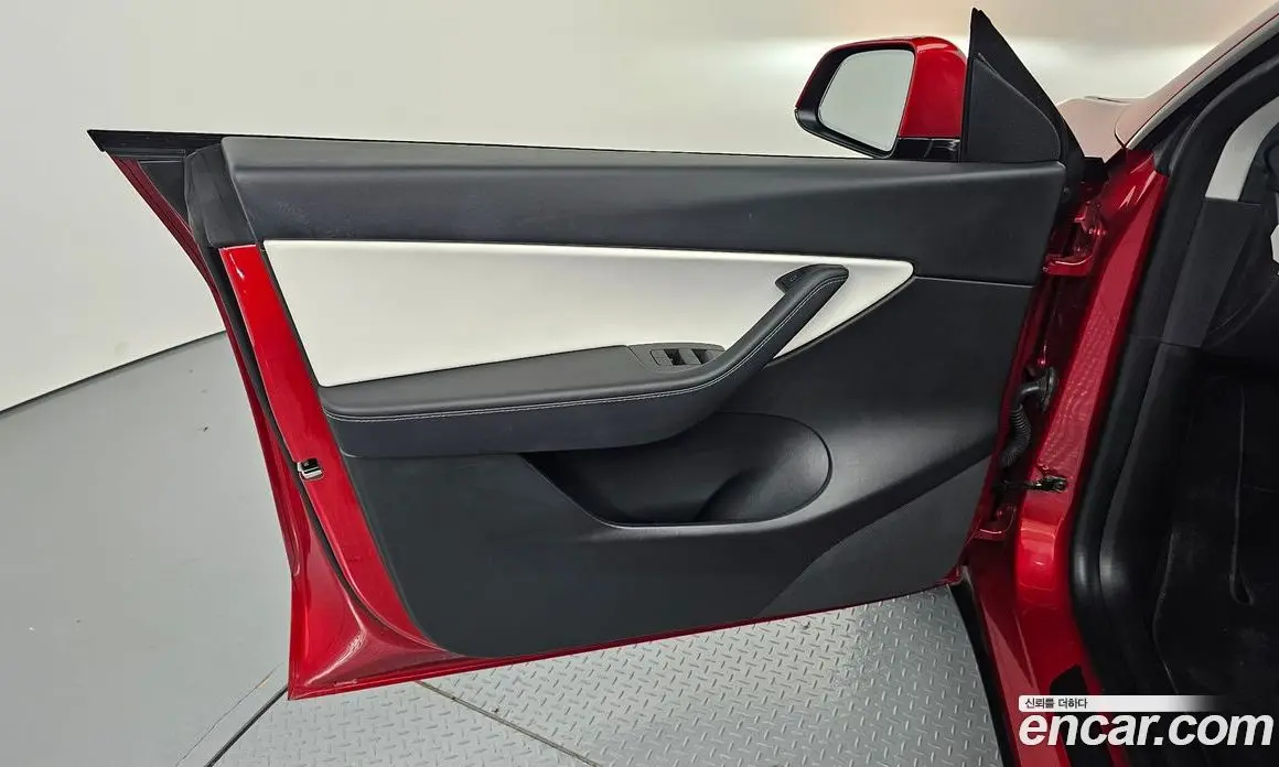 Tesla Model Y 2021 автомат (гидро), фото 13 Tesla Model Y 2021 автомат (гидро), фото 13