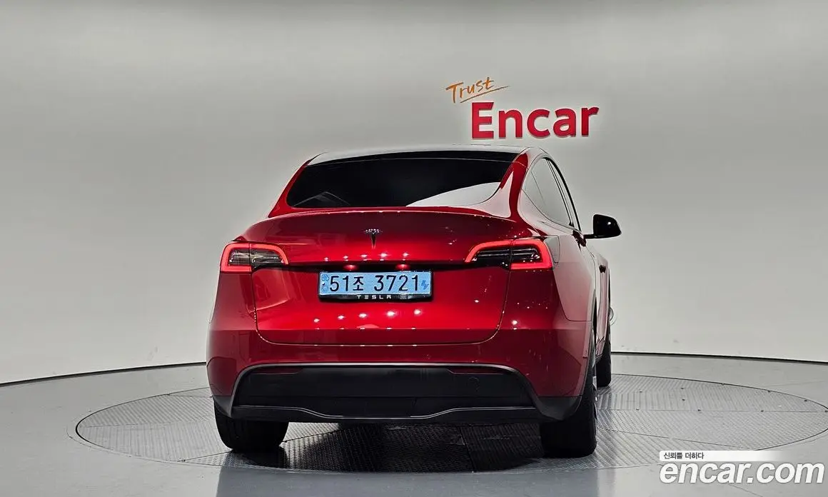 Tesla Model Y 2021 автомат (гидро), фото 3 Tesla Model Y 2021 автомат (гидро), фото 3