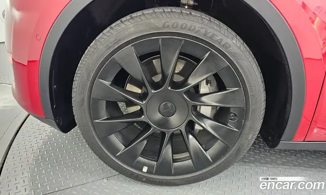 Tesla Model Y 2021 автомат (гидро), миниатюра 4 Tesla Model Y 2021 автомат (гидро), миниатюра 4