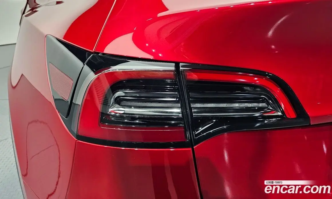 Tesla Model Y 2021 автомат (гидро), фото 8 Tesla Model Y 2021 автомат (гидро), фото 8