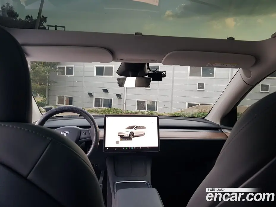 Tesla Model Y 2025 автомат (гидро), фото 11 Tesla Model Y 2025 автомат (гидро), фото 11