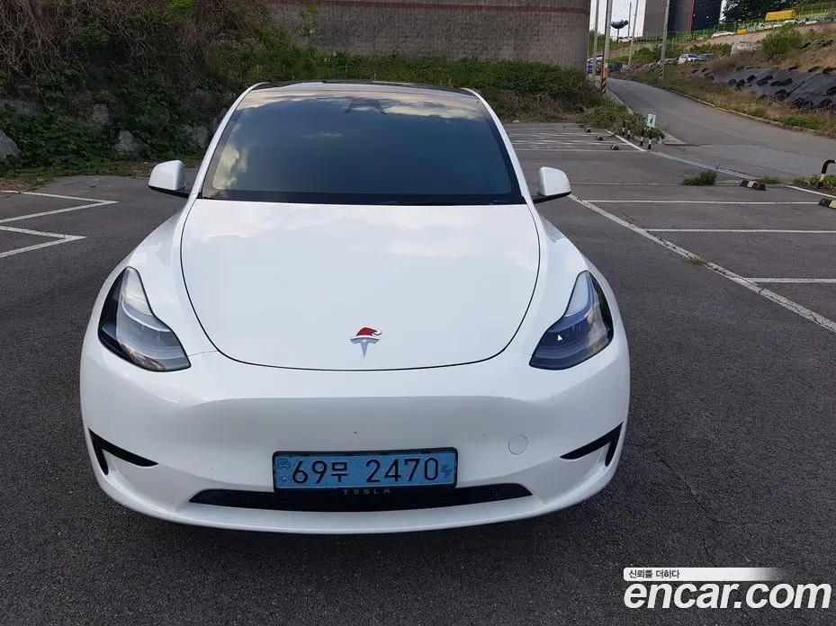 Tesla Model Y 2025 автомат (гидро), фото 3 Tesla Model Y 2025 автомат (гидро), фото 3