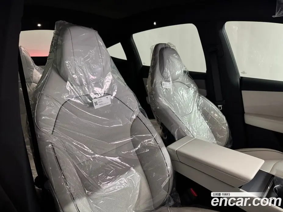Tesla Model Y 2026 1.0 автомат (гидро), фото 5 Tesla Model Y 2026 1.0 автомат (гидро), фото 5