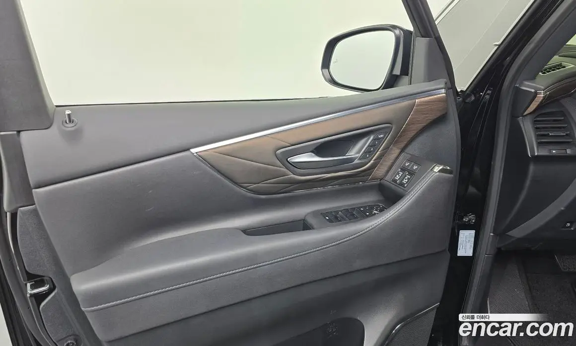 Toyota Alphard 2024 2.5 автомат (гидро), фото 14 Toyota Alphard 2024 2.5 автомат (гидро), фото 14