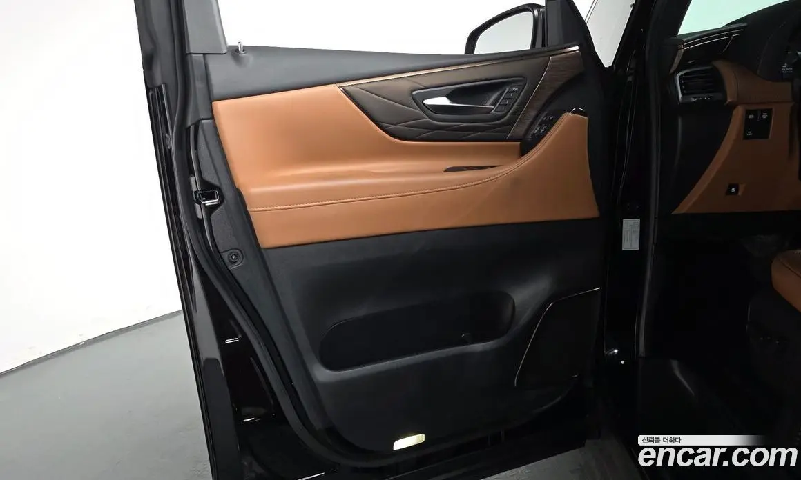 Toyota Alphard 2024 2.5 автомат (гидро), фото 14 Toyota Alphard 2024 2.5 автомат (гидро), фото 14