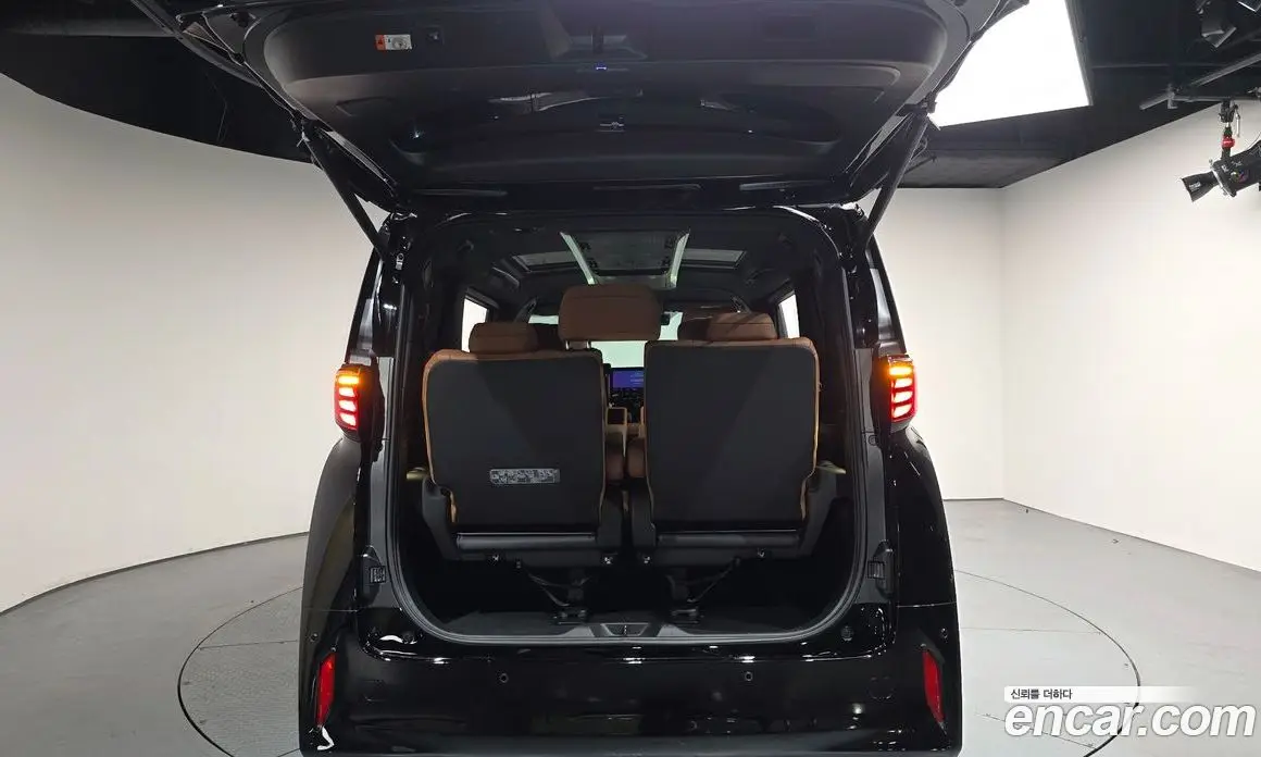 Toyota Alphard 2024 2.5 автомат (гидро), фото 25 Toyota Alphard 2024 2.5 автомат (гидро), фото 25