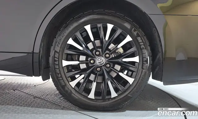 Toyota Alphard 2024 2.5 автомат (гидро), миниатюра 6 Toyota Alphard 2024 2.5 автомат (гидро), миниатюра 6