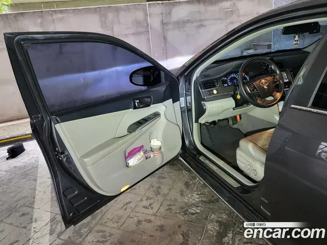 Toyota Camry 2012 2.5 автомат (вариатор), миниатюра 3 Toyota Camry 2012 2.5 автомат (вариатор), миниатюра 3