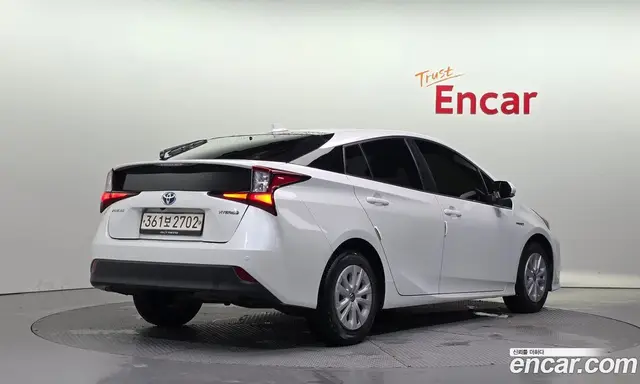 Toyota Prius 2022 1.8 автомат (гидро), миниатюра 2 Toyota Prius 2022 1.8 автомат (гидро), миниатюра 2