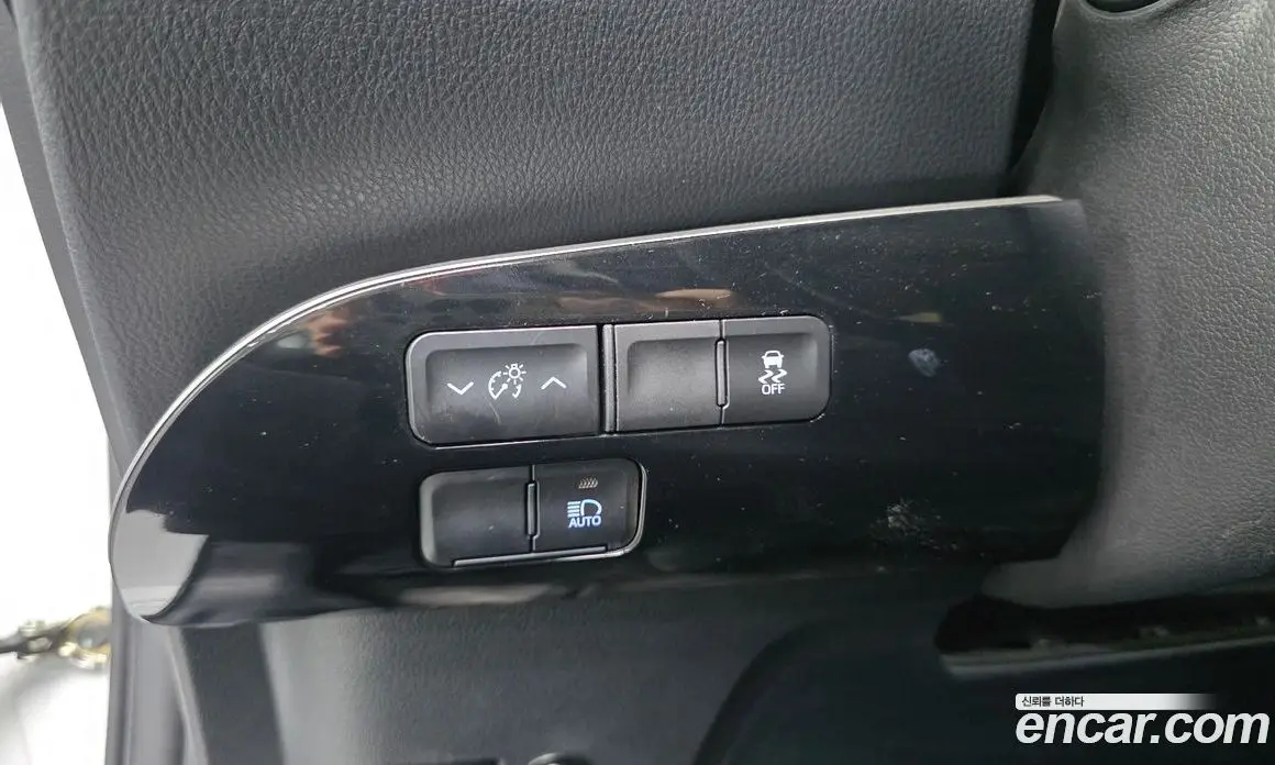 Toyota Prius 2022 1.8 автомат (гидро), фото 19 Toyota Prius 2022 1.8 автомат (гидро), фото 19