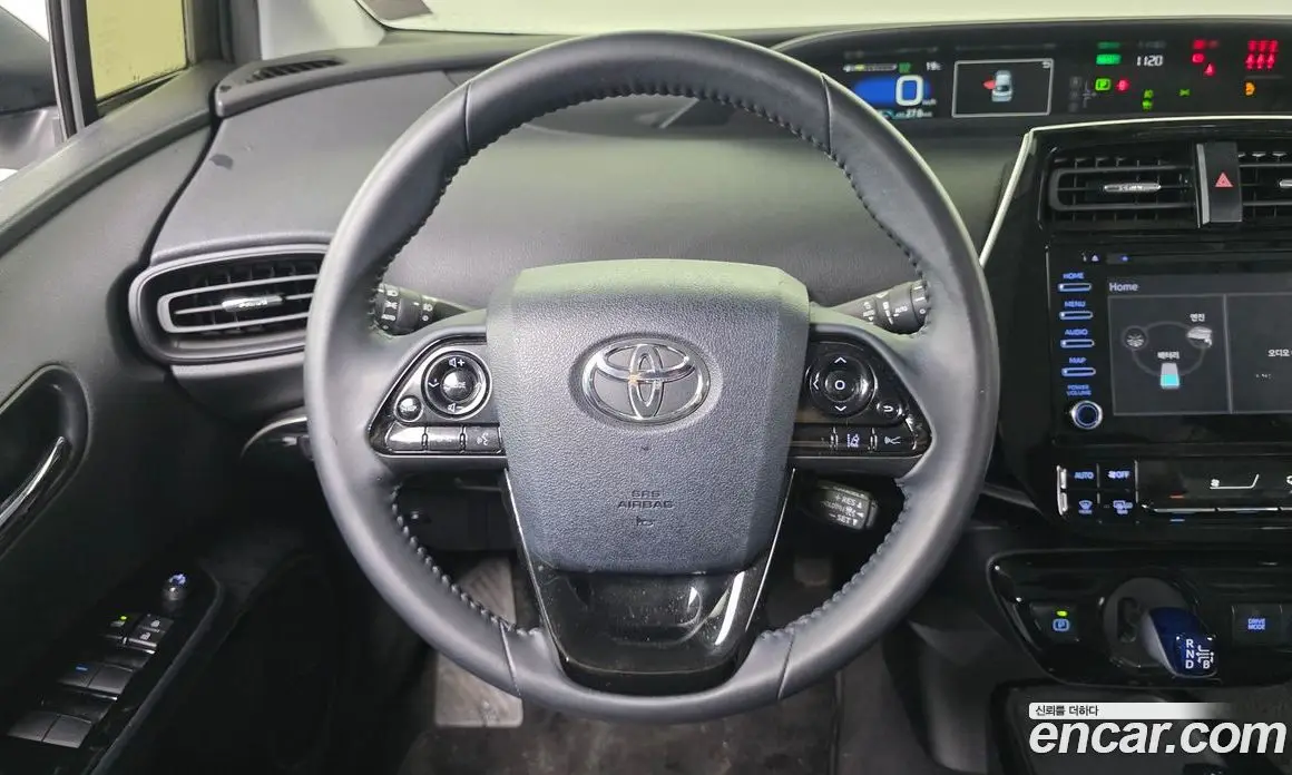 Toyota Prius 2022 1.8 автомат (гидро), фото 20 Toyota Prius 2022 1.8 автомат (гидро), фото 20