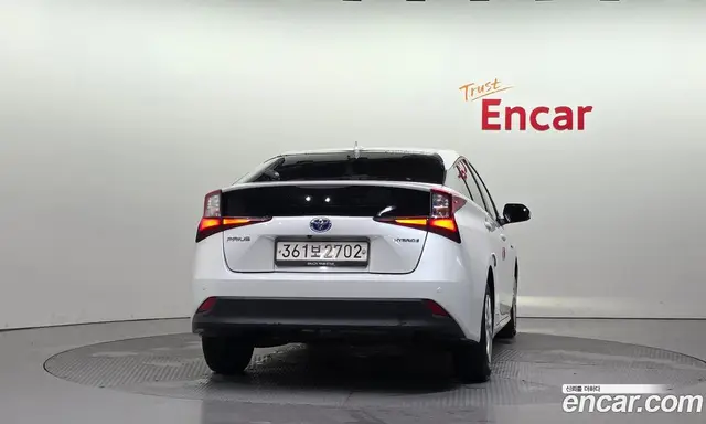 Toyota Prius 2022 1.8 автомат (гидро), миниатюра 4 Toyota Prius 2022 1.8 автомат (гидро), миниатюра 4