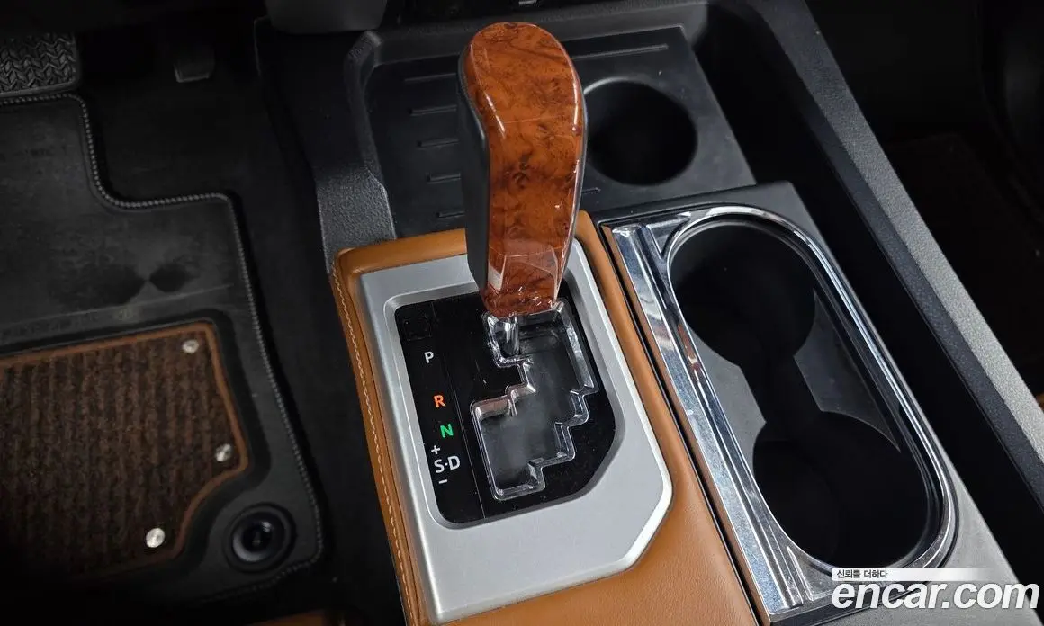 Toyota Tundra 2017 5.7 автомат (гидро), фото 12