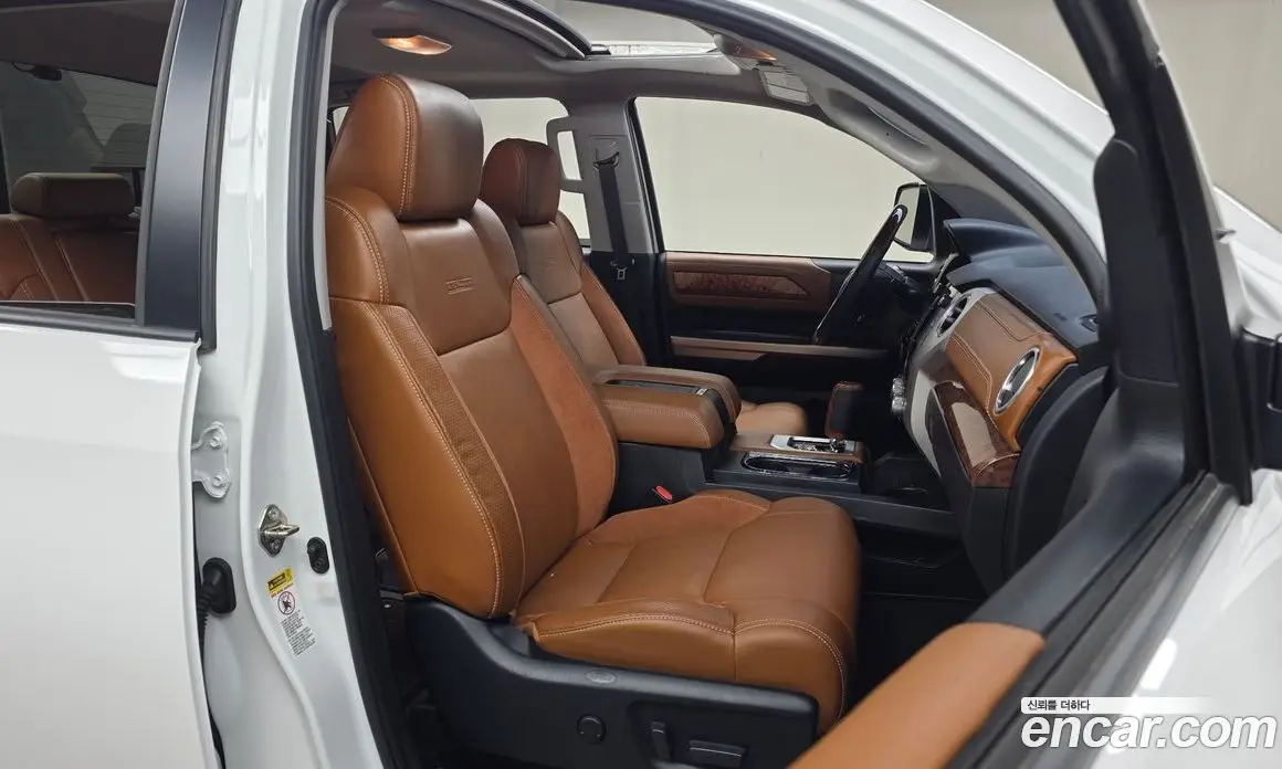 Toyota Tundra 2017 5.7 автомат (гидро), фото 16