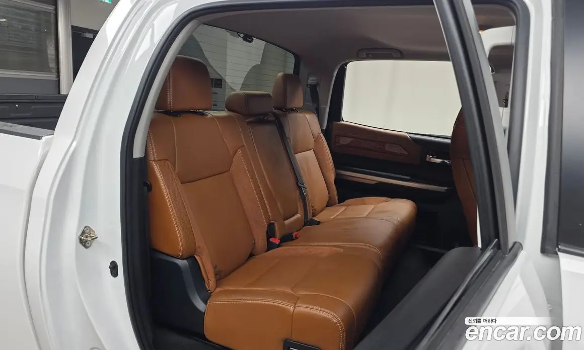 Toyota Tundra 2017 5.7 автомат (гидро), фото 18