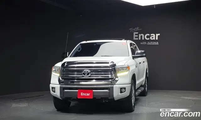 Toyota Tundra 2017 5.7 автомат (гидро), миниатюра 3