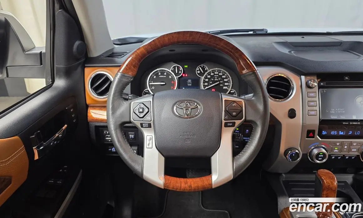 Toyota Tundra 2017 5.7 автомат (гидро), фото 21