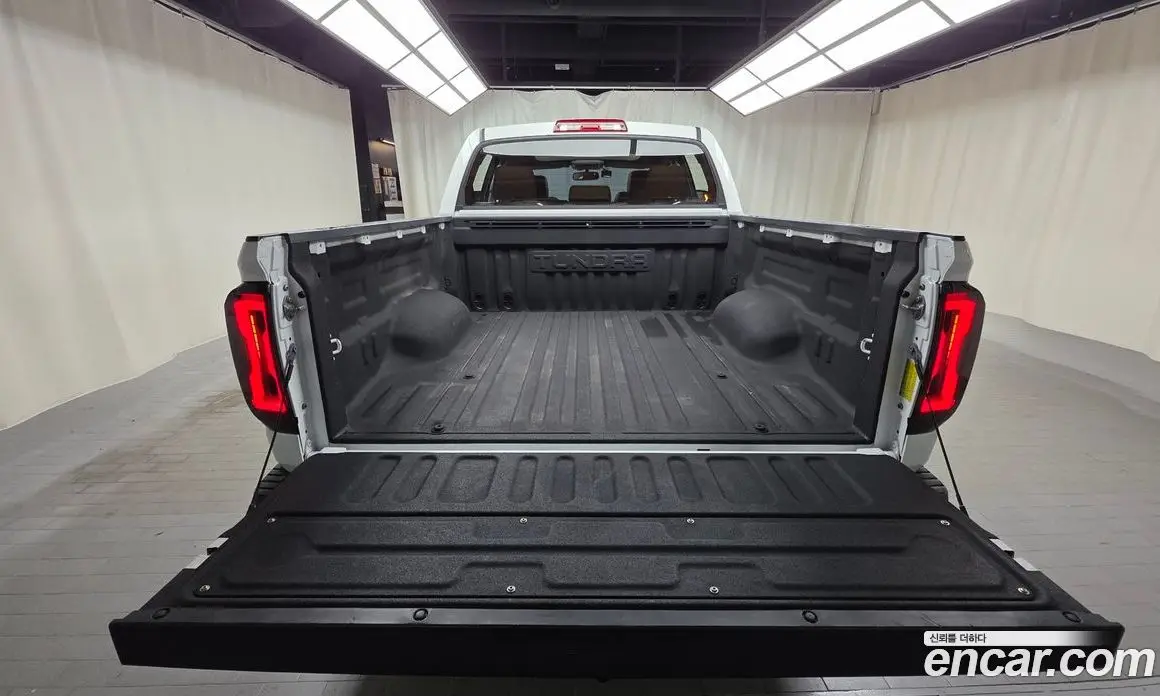 Toyota Tundra 2017 5.7 автомат (гидро), фото 25