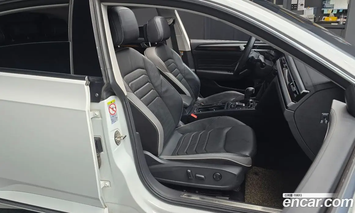 Volkswagen Arteon 2022 2.0 автомат (гидро), фото 12 Volkswagen Arteon 2022 2.0 автомат (гидро), фото 12