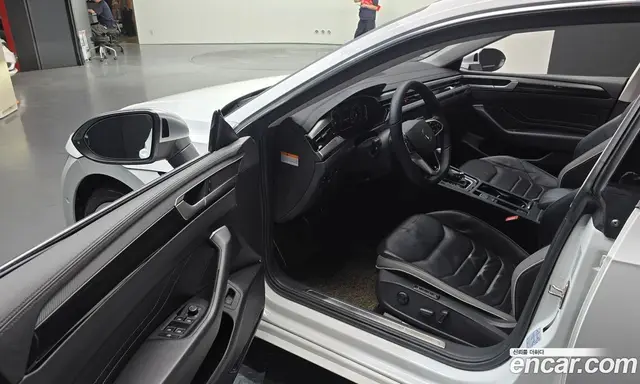 Volkswagen Arteon 2022 2.0 автомат (гидро), миниатюра 10 Volkswagen Arteon 2022 2.0 автомат (гидро), миниатюра 10