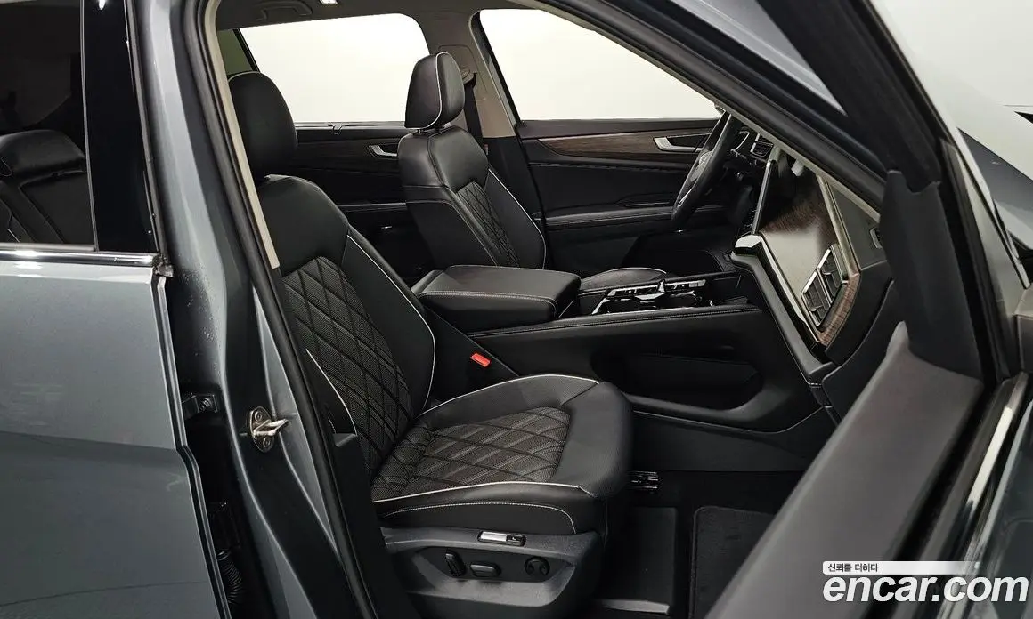 Volkswagen Atlas 2025 2.0 автомат (гидро), фото 15 Volkswagen Atlas 2025 2.0 автомат (гидро), фото 15