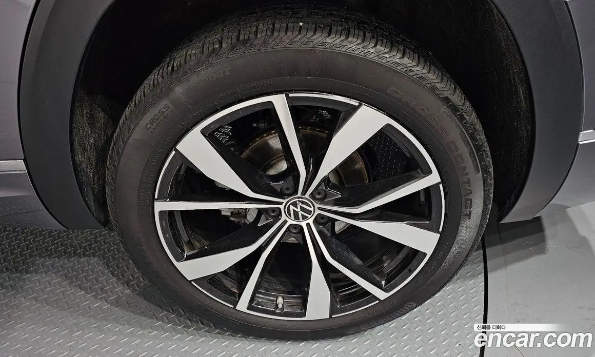 Volkswagen Atlas 2025 2.0 автомат (гидро), фото 6 Volkswagen Atlas 2025 2.0 автомат (гидро), фото 6