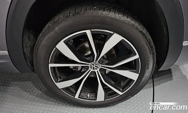 Volkswagen Atlas 2025 2.0 автомат (гидро), миниатюра 6 Volkswagen Atlas 2025 2.0 автомат (гидро), миниатюра 6
