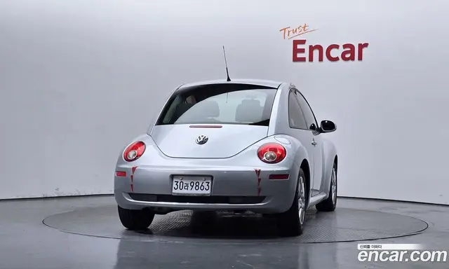 Volkswagen Beatle 2009 2.0 автомат (гидро), миниатюра 4 Volkswagen Beatle 2009 2.0 автомат (гидро), миниатюра 4