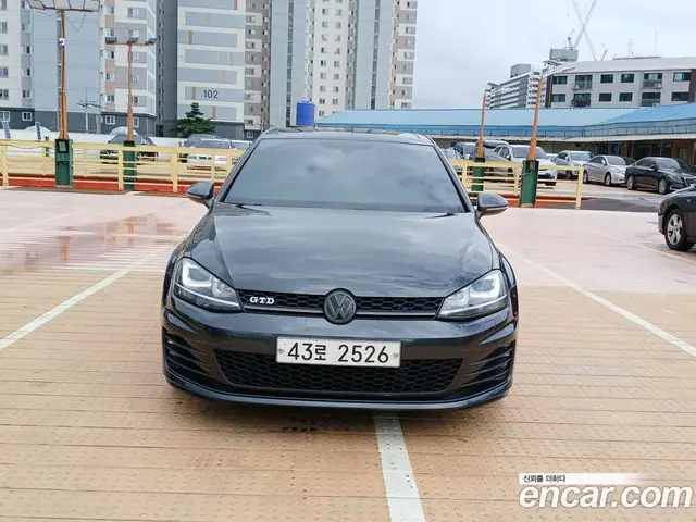 Volkswagen Golf 2014 2.0 автомат (гидро), миниатюра 2