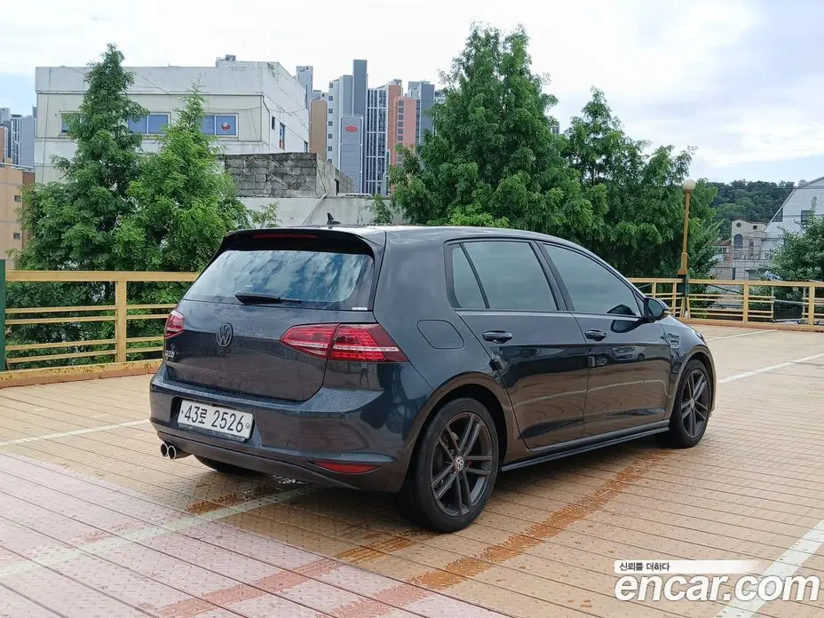 Volkswagen Golf 2014 2.0 автомат (гидро), фото 4