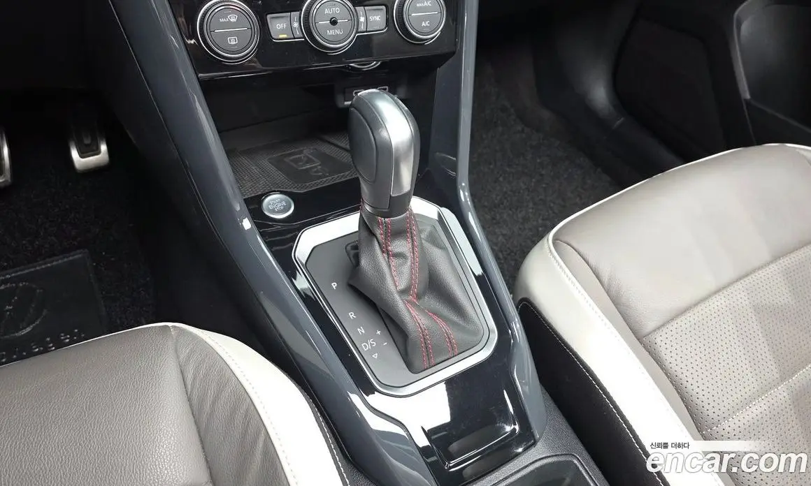 Volkswagen T-Roc 2021 2.0 автомат (гидро), фото 11 Volkswagen T-Roc 2021 2.0 автомат (гидро), фото 11