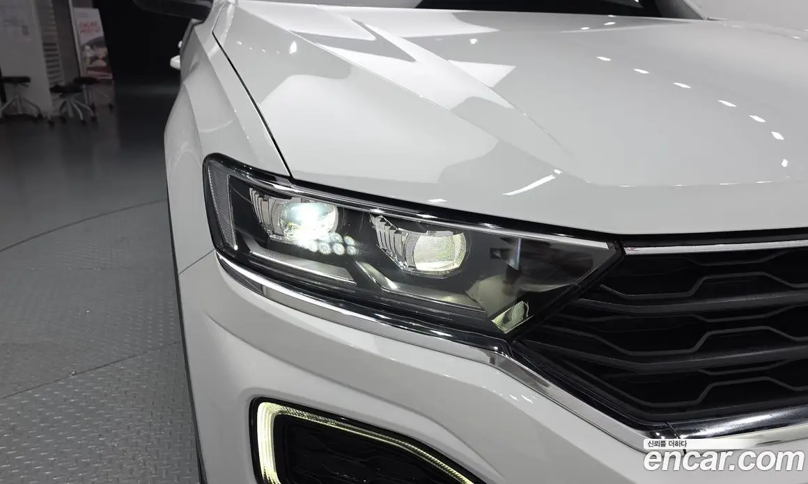 Volkswagen T-Roc 2021 2.0 автомат (гидро), фото 7 Volkswagen T-Roc 2021 2.0 автомат (гидро), фото 7
