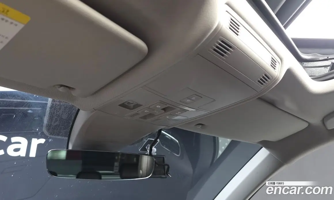 Volkswagen Tiguan 2018 2.0 автомат (гидро), фото 25 Volkswagen Tiguan 2018 2.0 автомат (гидро), фото 25