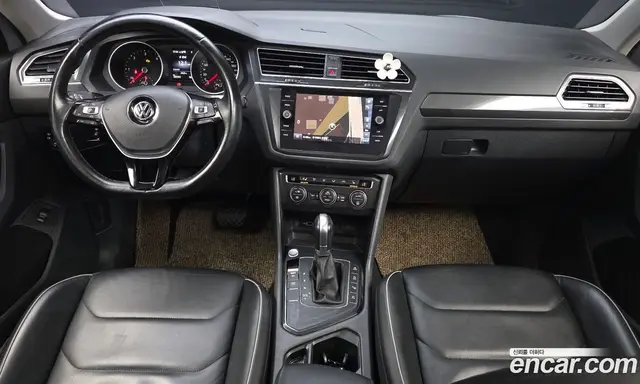 Volkswagen Tiguan 2018 2.0 автомат (гидро), миниатюра 10 Volkswagen Tiguan 2018 2.0 автомат (гидро), миниатюра 10
