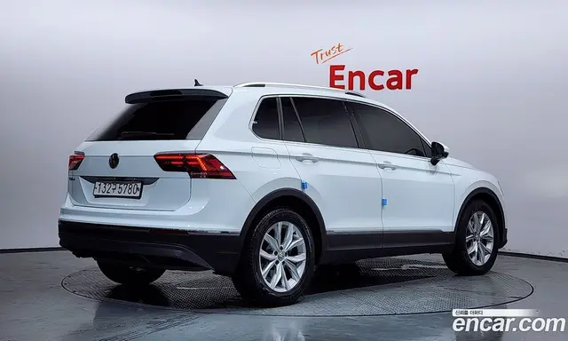Volkswagen Tiguan 2019 2.0 автомат (гидро), миниатюра 2 Volkswagen Tiguan 2019 2.0 автомат (гидро), миниатюра 2