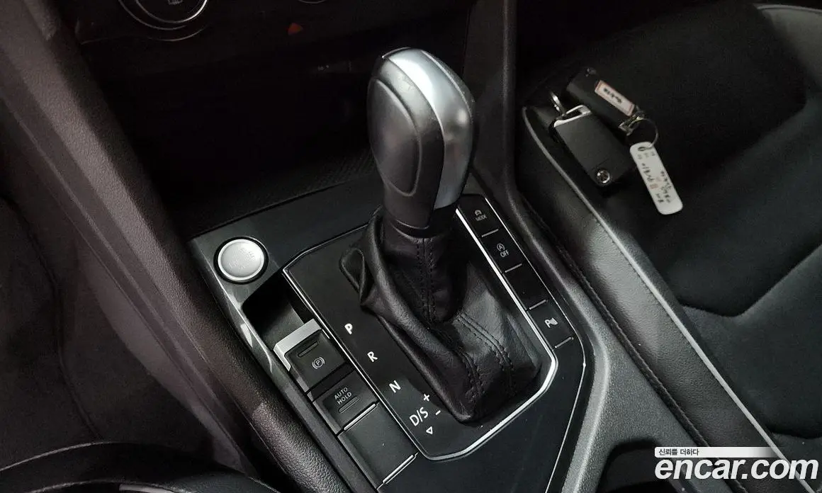 Volkswagen Tiguan 2019 2.0 автомат (гидро), фото 12 Volkswagen Tiguan 2019 2.0 автомат (гидро), фото 12