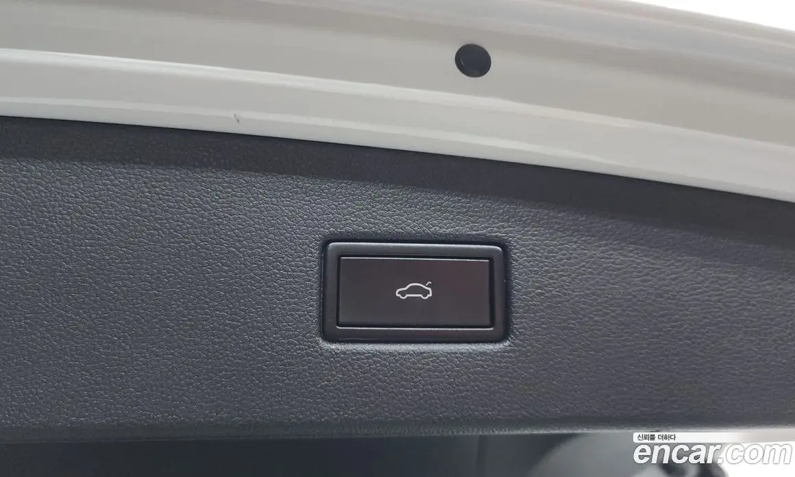 Volkswagen Tiguan 2019 2.0 автомат (гидро), фото 23 Volkswagen Tiguan 2019 2.0 автомат (гидро), фото 23