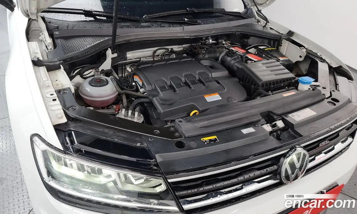 Volkswagen Tiguan 2019 2.0 автомат (гидро), фото 6 Volkswagen Tiguan 2019 2.0 автомат (гидро), фото 6