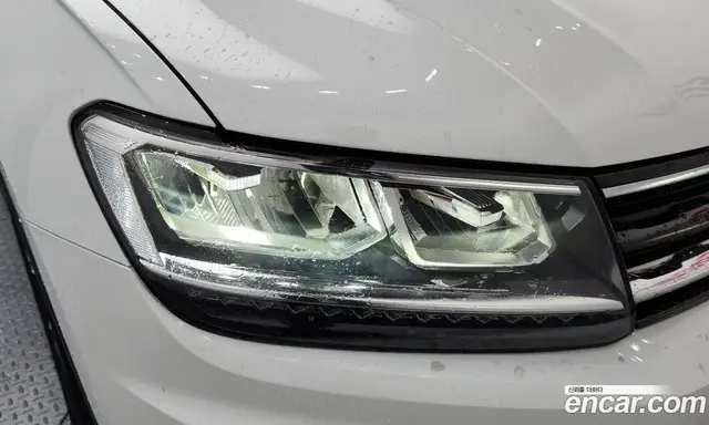 Volkswagen Tiguan 2019 2.0 автомат (гидро), миниатюра 8 Volkswagen Tiguan 2019 2.0 автомат (гидро), миниатюра 8