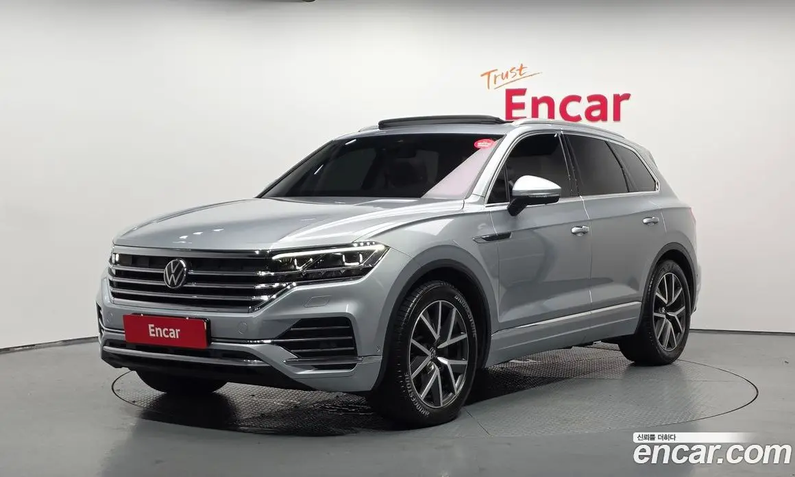Volkswagen Touareg 2023 3.0 автомат (гидро), фото 1 Volkswagen Touareg 2023 3.0 автомат (гидро), фото 1