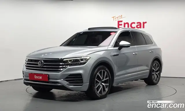 Volkswagen Touareg 2023 3.0 автомат (гидро), миниатюра 1 Volkswagen Touareg 2023 3.0 автомат (гидро), миниатюра 1