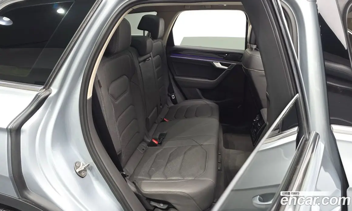 Volkswagen Touareg 2023 3.0 автомат (гидро), фото 11 Volkswagen Touareg 2023 3.0 автомат (гидро), фото 11