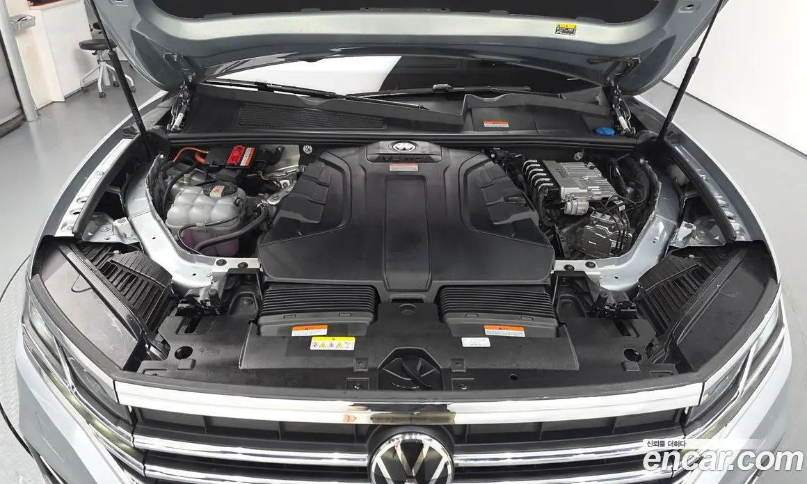 Volkswagen Touareg 2023 3.0 автомат (гидро), фото 6 Volkswagen Touareg 2023 3.0 автомат (гидро), фото 6
