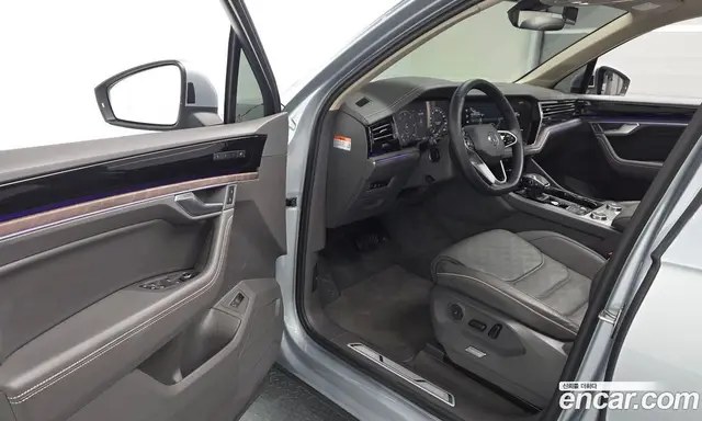 Volkswagen Touareg 2023 3.0 автомат (гидро), миниатюра 10 Volkswagen Touareg 2023 3.0 автомат (гидро), миниатюра 10