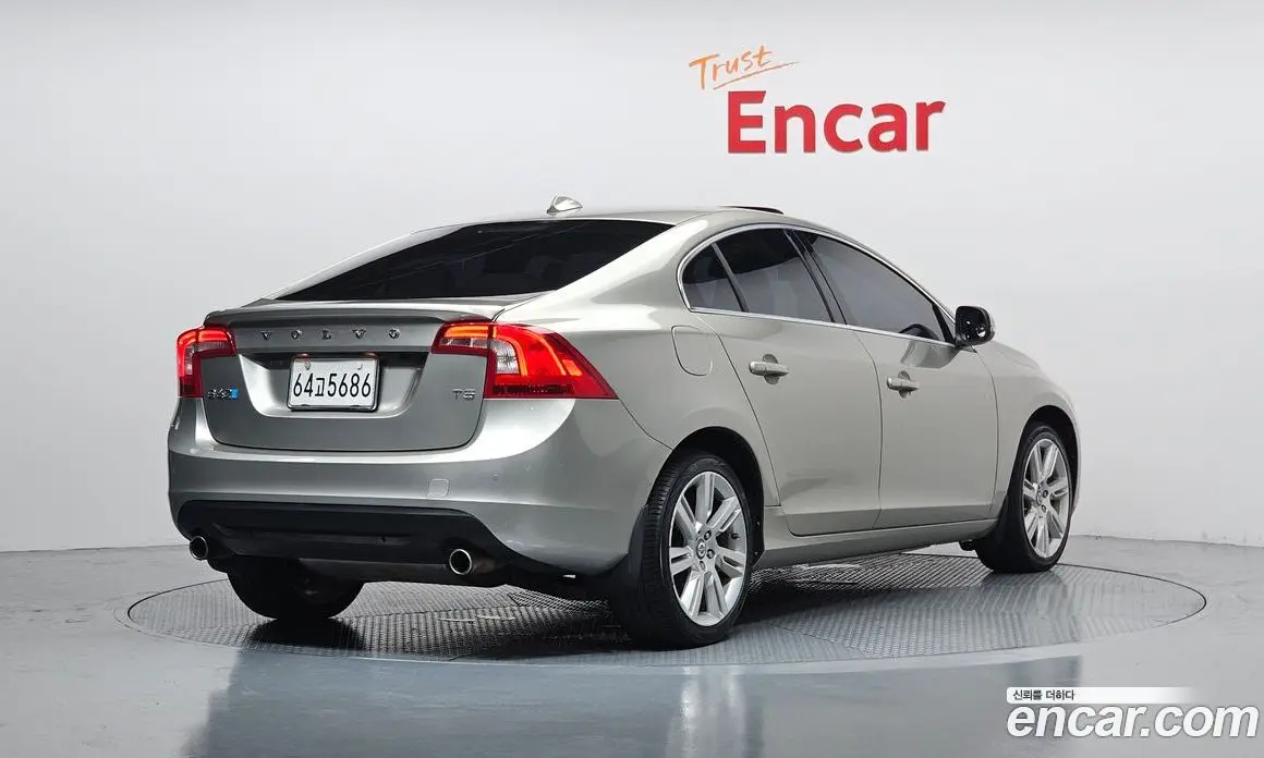 Volvo S60 2013 2.5 автомат (гидро), фото 2 Volvo S60 2013 2.5 автомат (гидро), фото 2