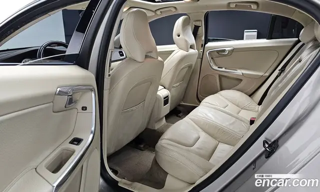 Volvo S60 2013 2.5 автомат (гидро), миниатюра 11 Volvo S60 2013 2.5 автомат (гидро), миниатюра 11