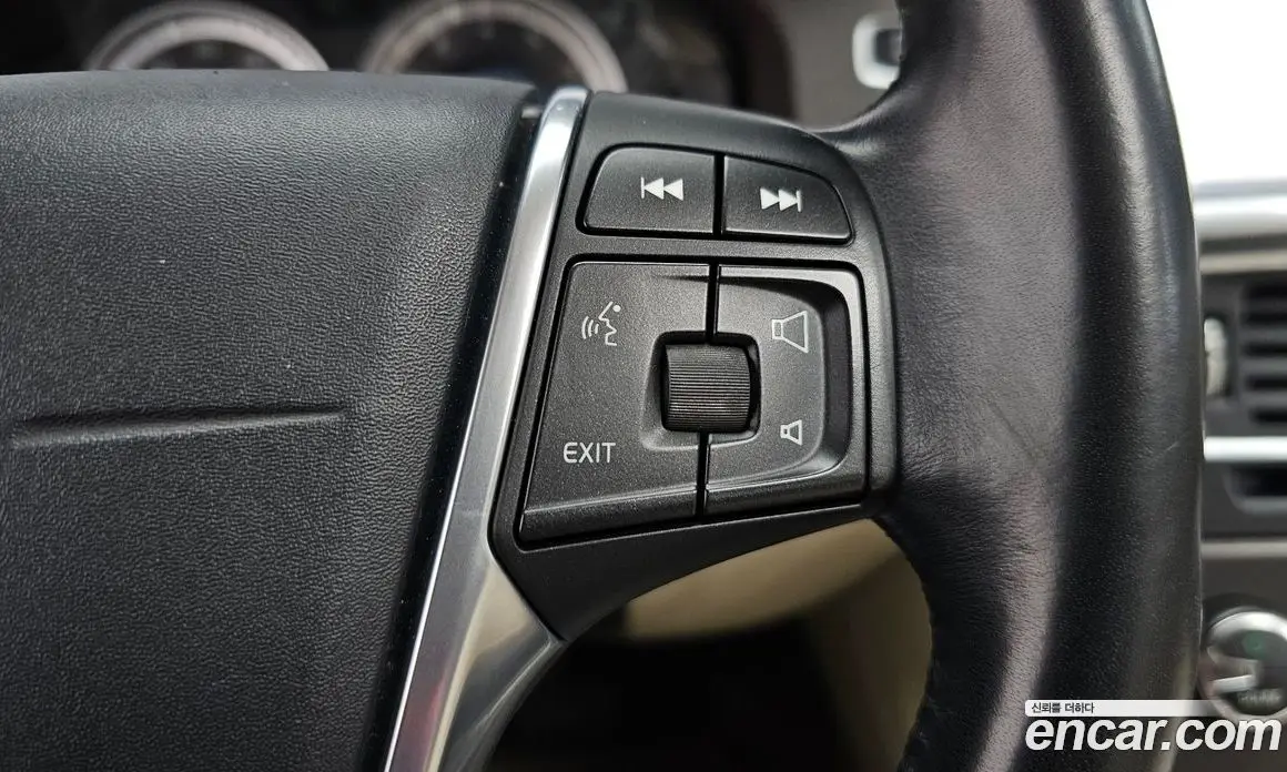 Volvo S60 2013 2.5 автомат (гидро), фото 14 Volvo S60 2013 2.5 автомат (гидро), фото 14