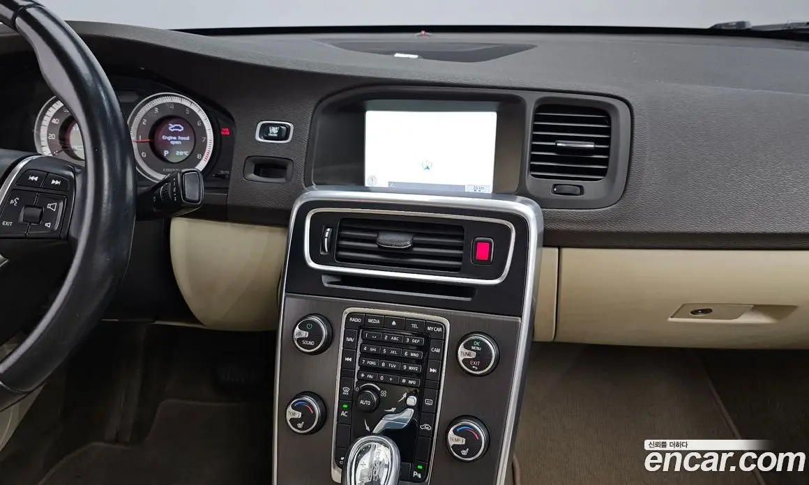 Volvo S60 2013 2.5 автомат (гидро), фото 17 Volvo S60 2013 2.5 автомат (гидро), фото 17